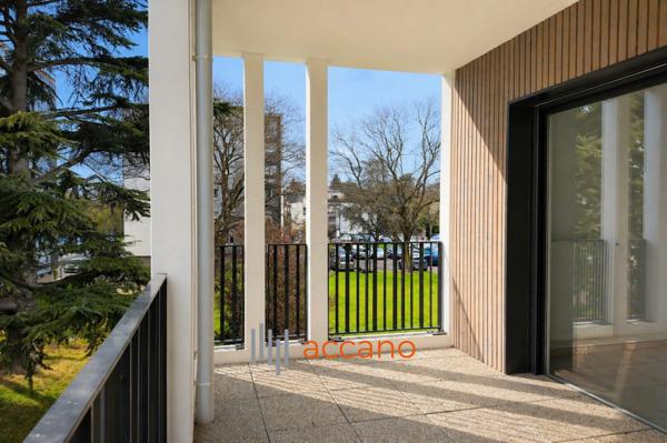 T3 71 m² calme absolu · Résidence 2025 sécurisée · Bus à 2 min · Lyon Saint-Paul en 17 min · Balcon Ouest · Francheville