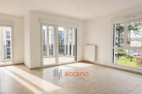 T3 71 m² calme absolu · Résidence 2025 sécurisée · Bus à 2 min · Lyon Saint-Paul en 17 min · Balcon Ouest · Francheville