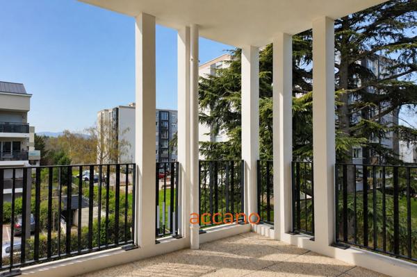 T3 71 m² calme absolu · Résidence 2025 sécurisée · Bus à 2 min · Lyon Saint-Paul en 17 min · Balcon Ouest · Francheville