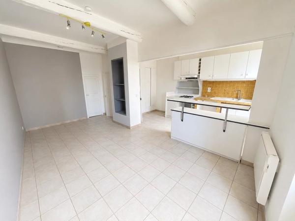 Vente                                                      Maison de ville
                        
                     3 pièces                      71 m2                     à Le Muy