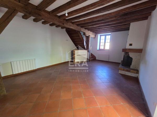 Maison rénovée à louer à ORMES - 71m² - 93m² au sol