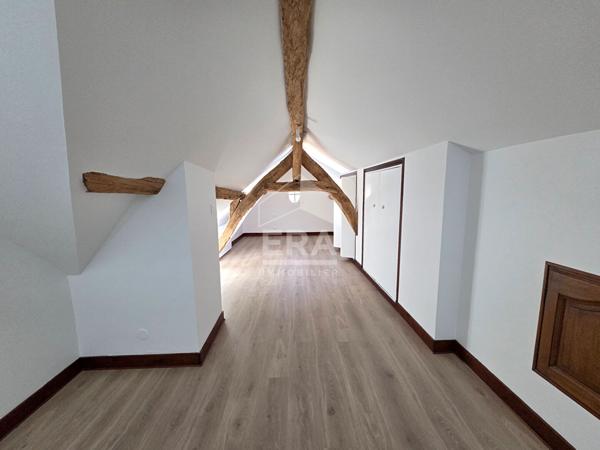 Maison rénovée à louer à ORMES - 71m² - 93m² au sol