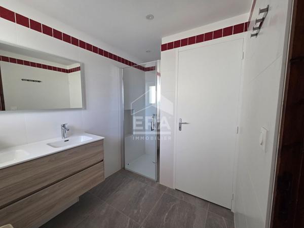 Maison rénovée à louer à ORMES - 71m² - 93m² au sol