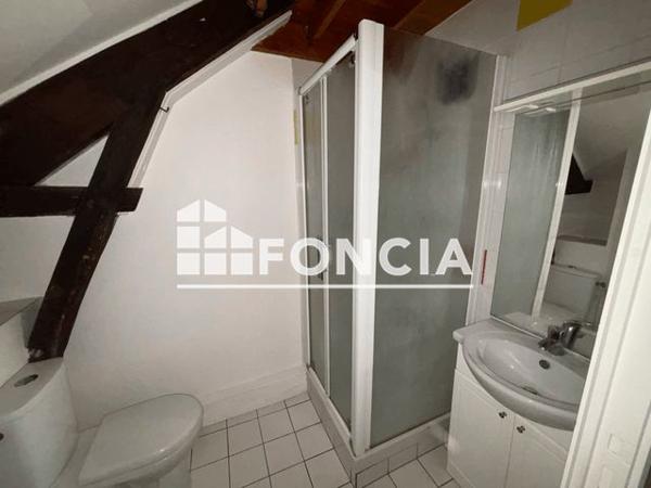 Location Studio 18 m² - 79 GRANDE RUE Chambourcy 78240