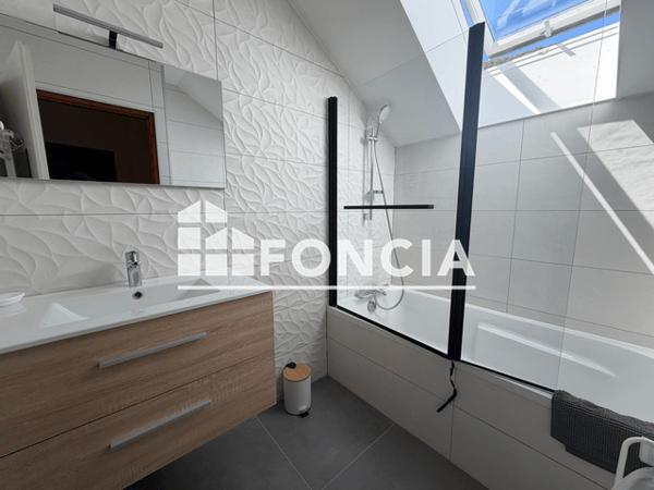 Location Maison 4 pièces 79.19 m² - 56 ALLEE DE LA ROSELIERES DES SEINES Sevrier 74320