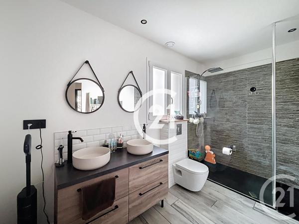 Maison à vendre  4 pièces - 132 m2 COGNAC - 16