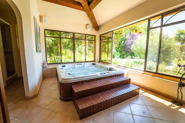 Immobilier Aix-en-Provence (13100) – Propriété 307m2 – 2 100 000 €