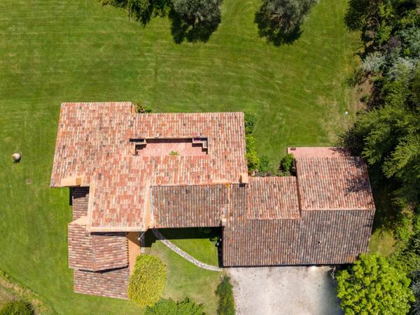 Immobilier Aix-en-Provence (13100) – Propriété 307m2 – 2 100 000 €