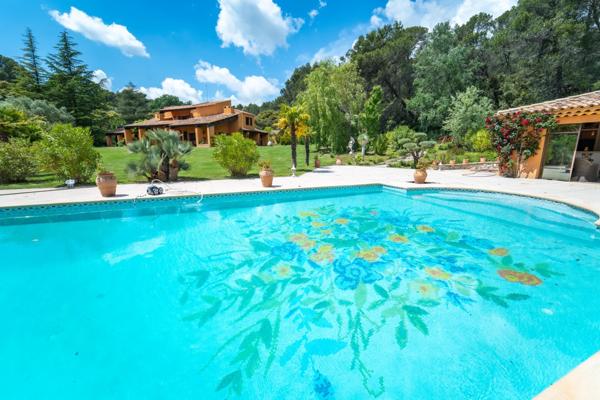 Immobilier Aix-en-Provence (13100) – Propriété 307m2 – 2 100 000 €