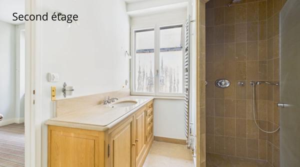 Maison 11 pièces - 301 m² Exclusivité efficity