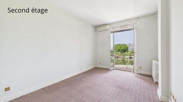 Maison 11 pièces - 301 m² Exclusivité efficity