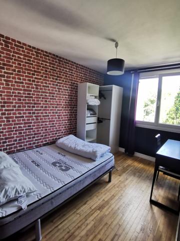 Colocation meublée proche lycée Carcouet