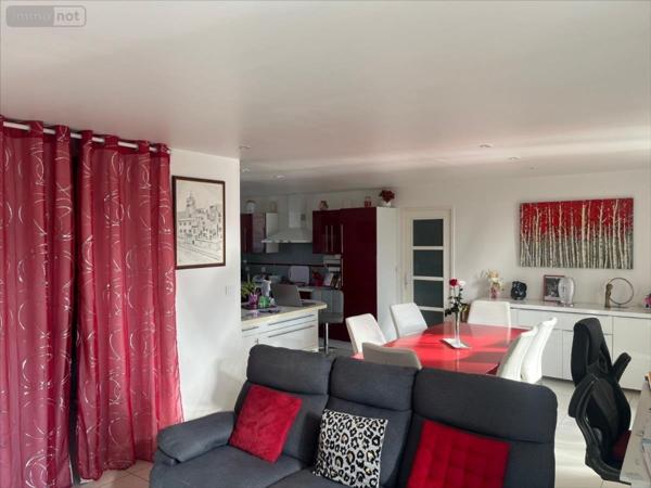 Maison à vendre à Brevans dans le Jura (39100), ref : 1987