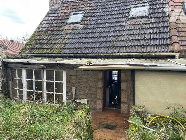 Secteur BRAINE - Maison à rénover d'environ 70 m² habitable avec jardin