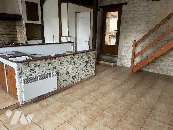 Secteur BRAINE - Maison à rénover d'environ 70 m² habitable avec jardin