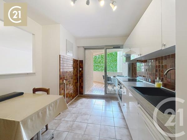 Appartement F3 à vendre  3 pièces - 77,35 m2 BEZIERS - 34