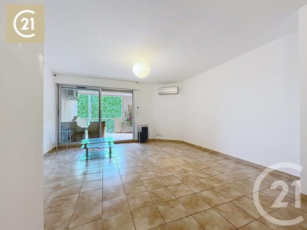 Appartement F3 à vendre  3 pièces - 77,35 m2 BEZIERS - 34