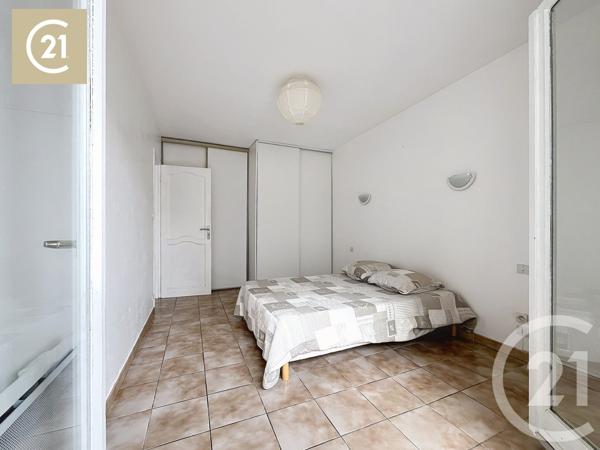 Appartement F3 à vendre  3 pièces - 77,35 m2 BEZIERS - 34
