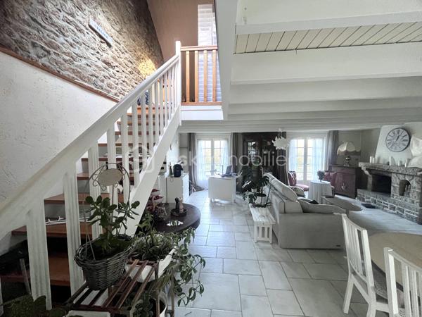 Maison ancienne de 192 m²