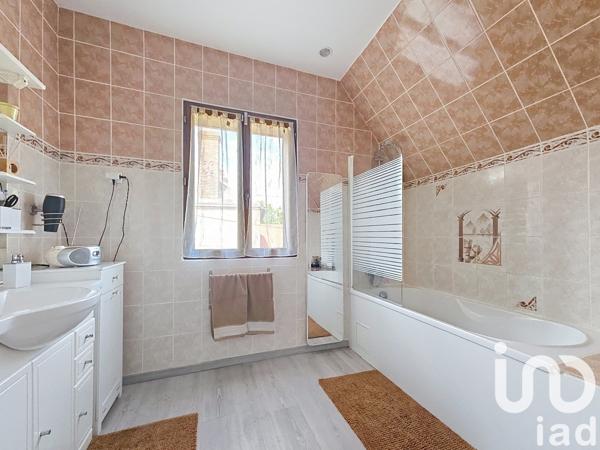 Maison à vendre 6 pièces 156 m² Champignelles