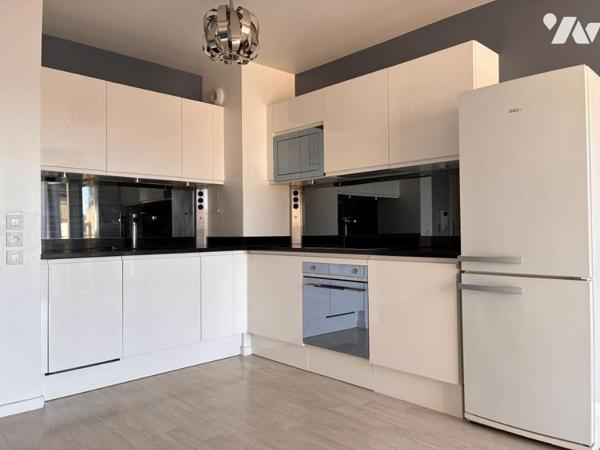 Appartement en dernier étage avec balcon