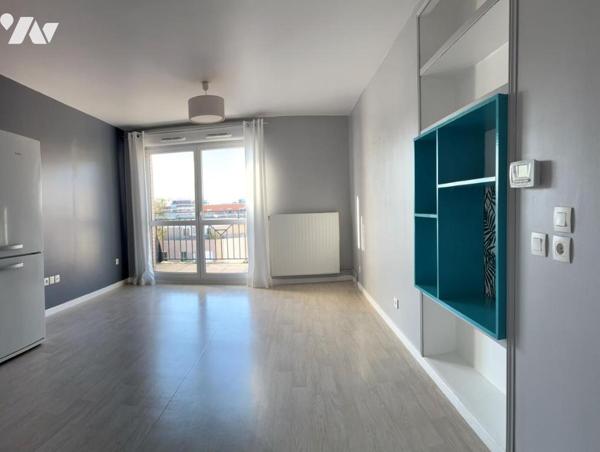 Appartement en dernier étage avec balcon