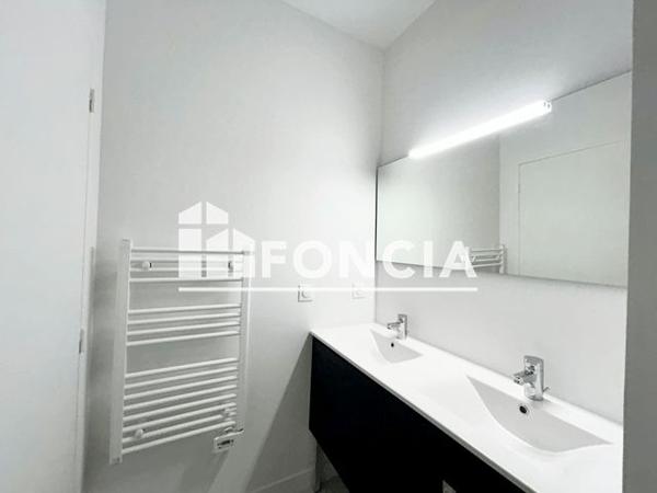 Location Appartement 3 pièces 68.18 m² - 15 RUE CONTRESCARPE Bordeaux 33000