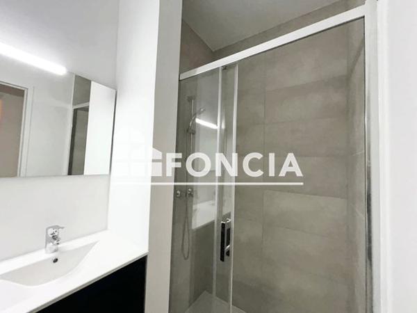 Location Appartement 3 pièces 68.18 m² - 15 RUE CONTRESCARPE Bordeaux 33000