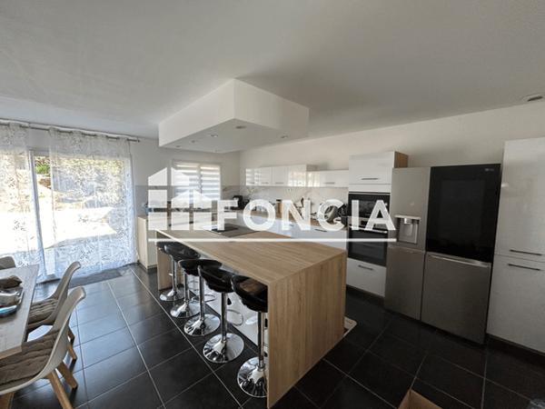 Location Maison 4 pièces 118.9 m² - 34 rue des cigales St Gervasy 30320