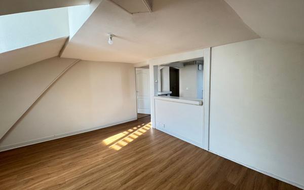 Appartement à louer    3 pièces • 53,11 m2 Limoges