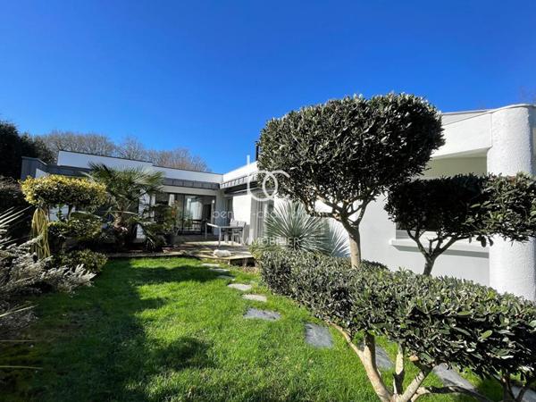 PLOEREN Maison 5 pièces 144 m²