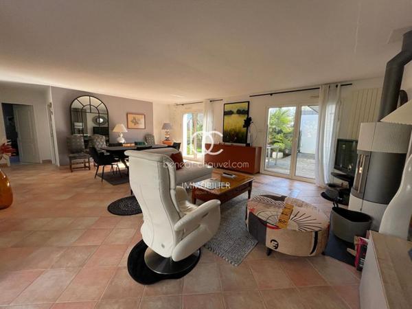 PLOEREN Maison 5 pièces 144 m²