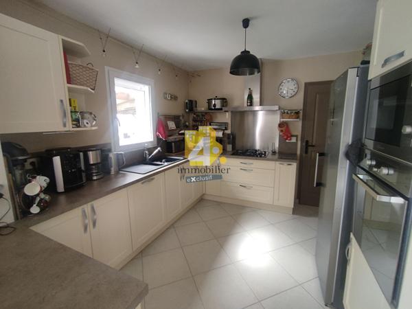 Maison - 6 pièces - 100 m²