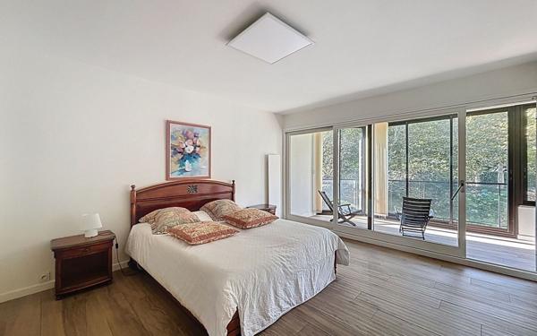 Appartement à vendre    5 pièces • 147 m2 Anglet