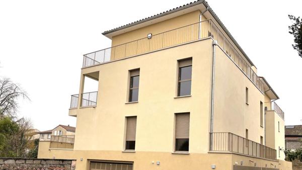 MONTBRISON 42600 Appartement neuf (jamais habité) 126 m² habitables 3 chambres, garage, place de parking