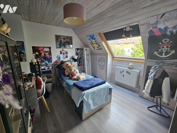 à EMRS LES BAINS, Maison semi mitoyenne 