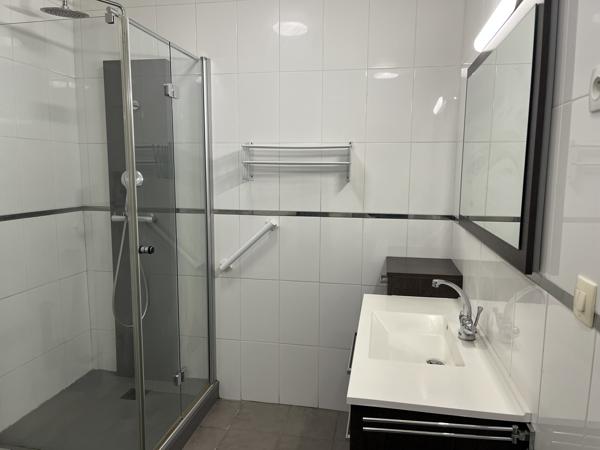 RÉSIDENCE AVEC ASCENSEUR...À LOUER Pontivy (56300)