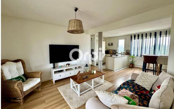 Appartement à vendre    5 pièces • 77 m2 Saint-Quentin