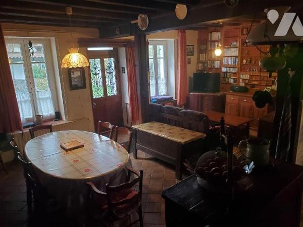 Maison à Vendre à Sardent (23250) en Creuse (23),  possible meublée (+4.000 euros)  comprenant ...