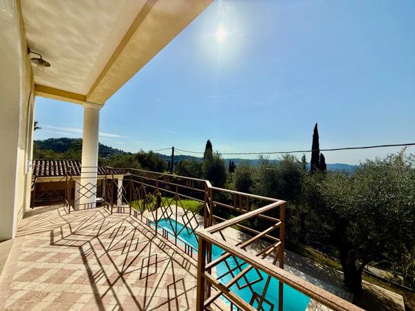 Maison à vendre 5 pièces GRASSE (06)