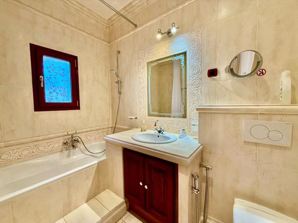 Maison à vendre 5 pièces GRASSE (06)