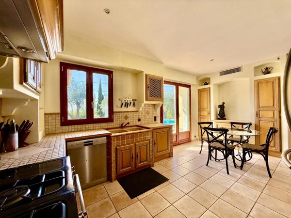 Maison à vendre 5 pièces GRASSE (06)