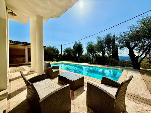 Maison à vendre 5 pièces GRASSE (06)