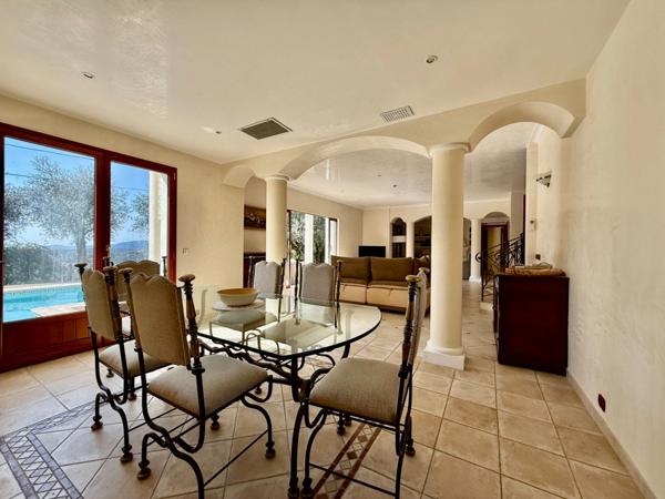 Maison à vendre 5 pièces GRASSE (06)