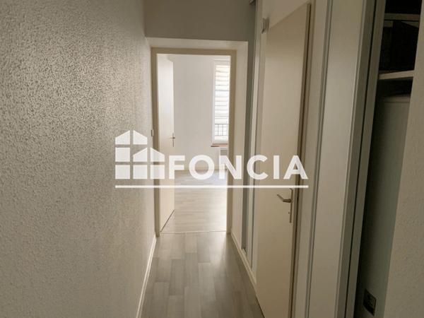 Location Appartement 2 pièces 44.8 m² - 39 RUE DE LA COMMANDERIE Nancy 54000