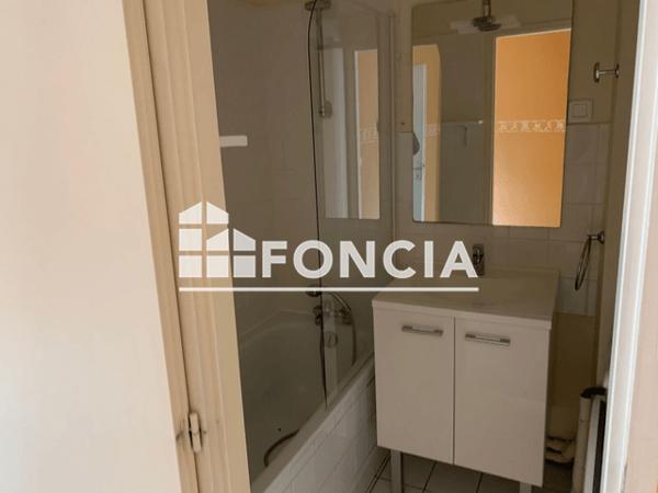 Location Appartement 2 pièces 44.8 m² - 39 RUE DE LA COMMANDERIE Nancy 54000