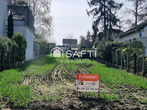 TERRAIN CONSTRUCTIBLE ENTRE 2 GARES à Eragny (95610)