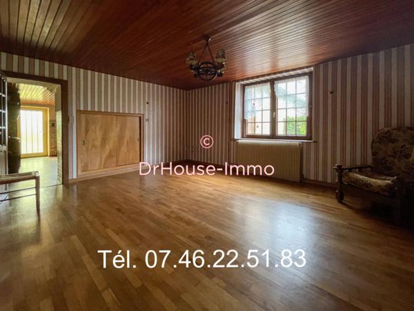Commerce à vendre 8 pièces de 109 m²