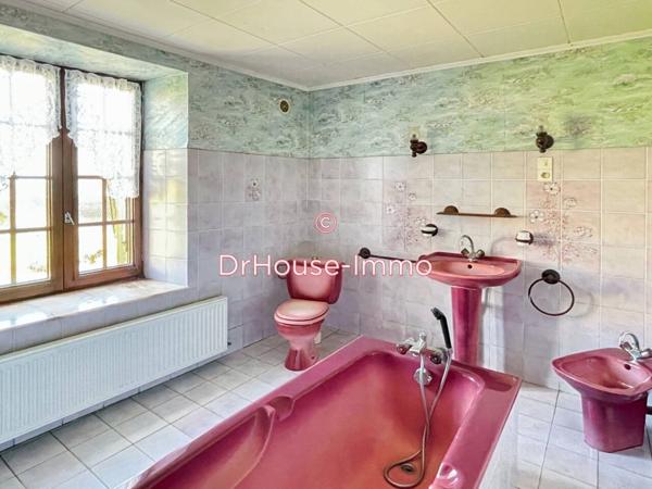 Commerce à vendre 8 pièces de 109 m²