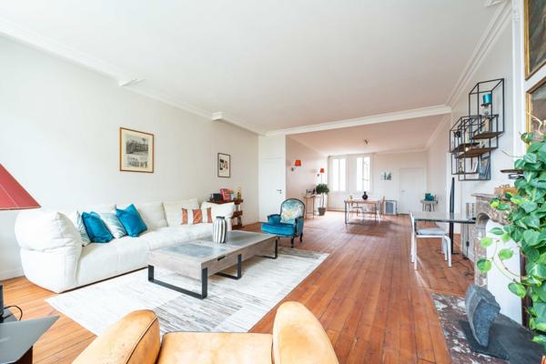 Ensemble immobilier de caractère au cœur du Vieux La Rochelle